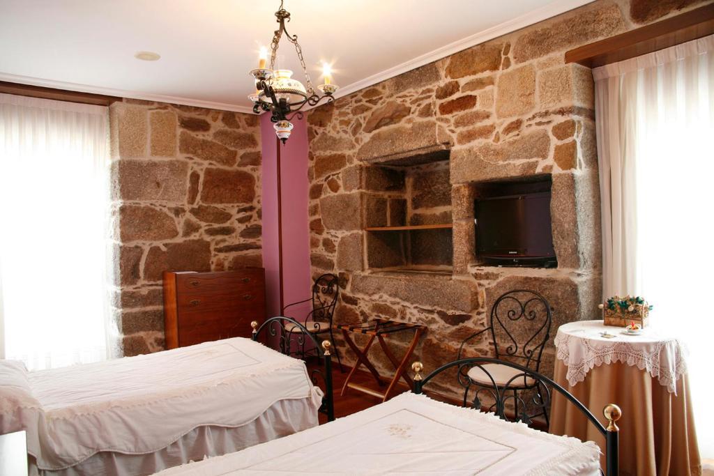 Hotel Pousada Vicente Risco Castro Caldelas Dış mekan fotoğraf