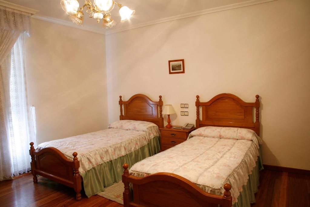 Hotel Pousada Vicente Risco Castro Caldelas Dış mekan fotoğraf