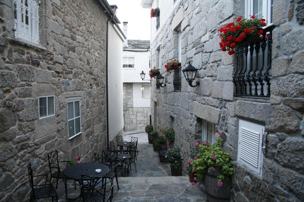 Hotel Pousada Vicente Risco Castro Caldelas Dış mekan fotoğraf