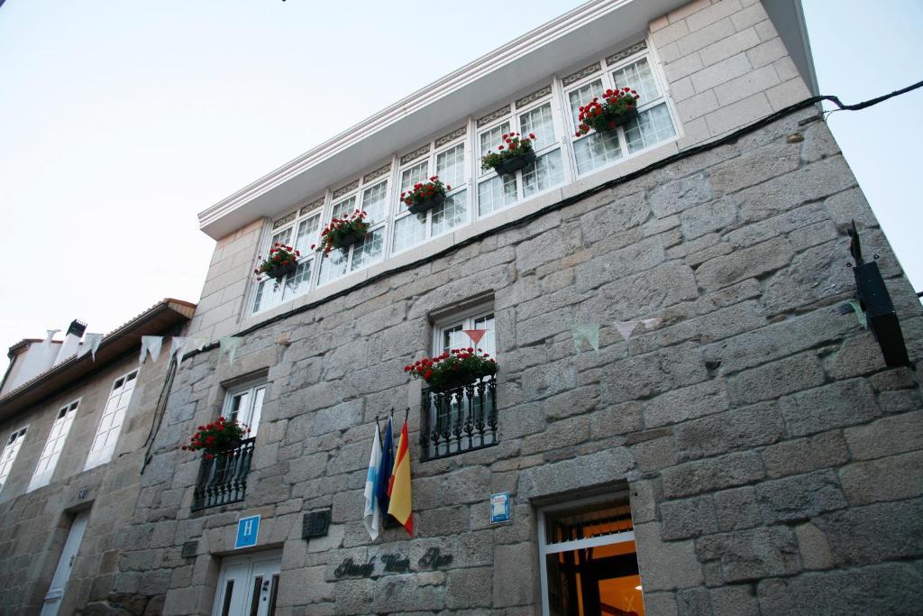 Hotel Pousada Vicente Risco Castro Caldelas Dış mekan fotoğraf