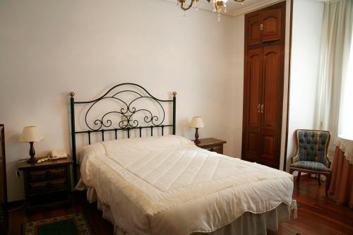 Hotel Pousada Vicente Risco Castro Caldelas Dış mekan fotoğraf